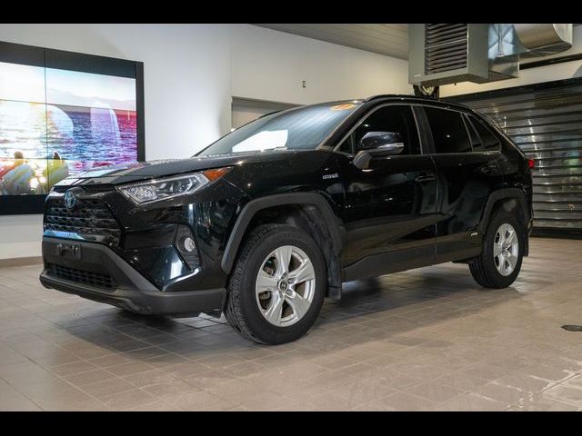 2021 Toyota RAV4 Hybrid XLE