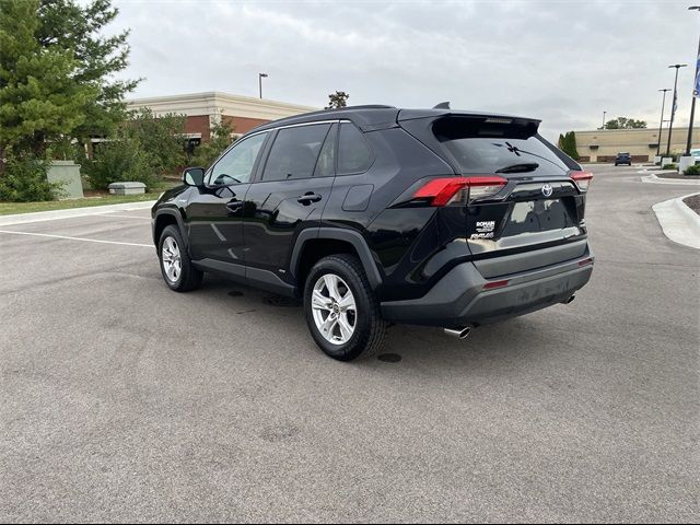 2021 Toyota RAV4 Hybrid XLE