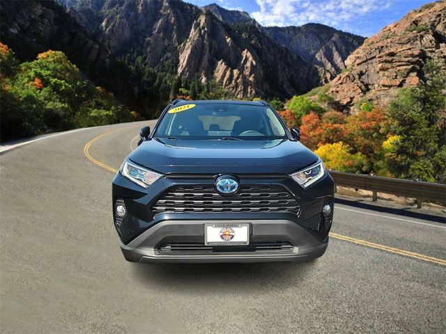 2021 Toyota RAV4 Hybrid XLE