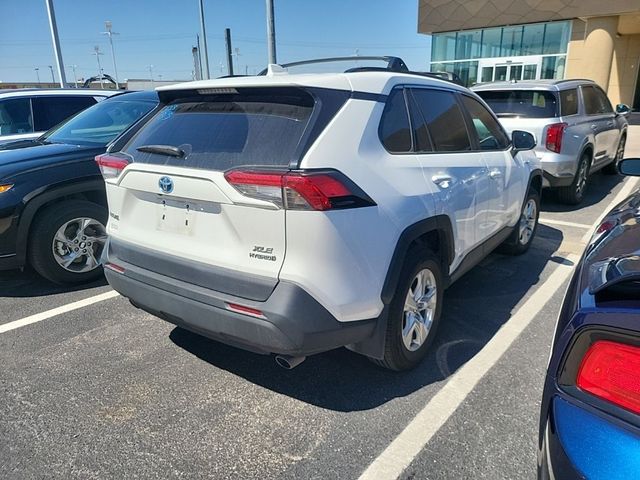 2021 Toyota RAV4 Hybrid XLE