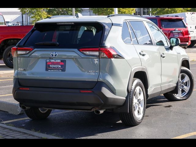 2021 Toyota RAV4 Hybrid XLE