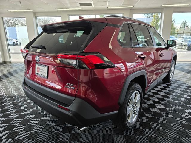 2021 Toyota RAV4 Hybrid XLE