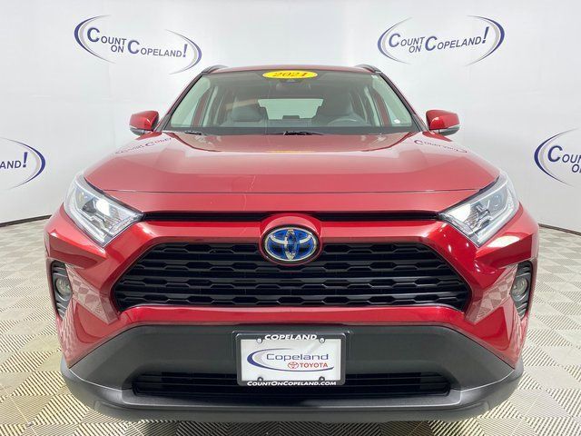 2021 Toyota RAV4 Hybrid XLE