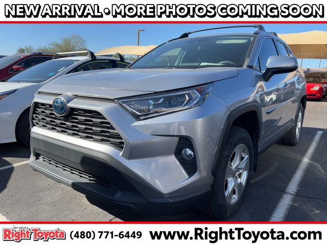 2021 Toyota RAV4 Hybrid XLE