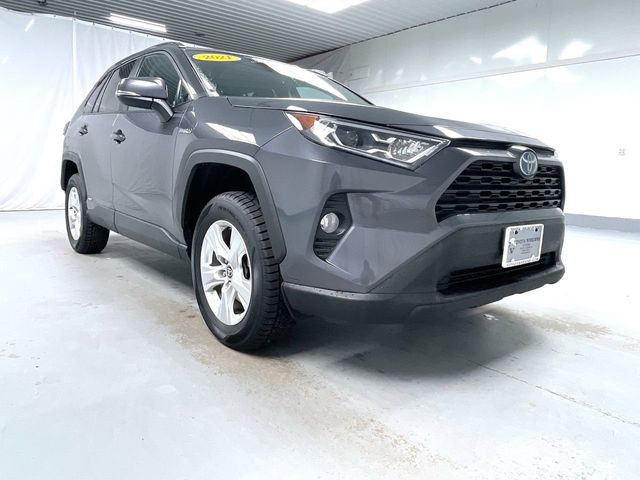 2021 Toyota RAV4 Hybrid XLE