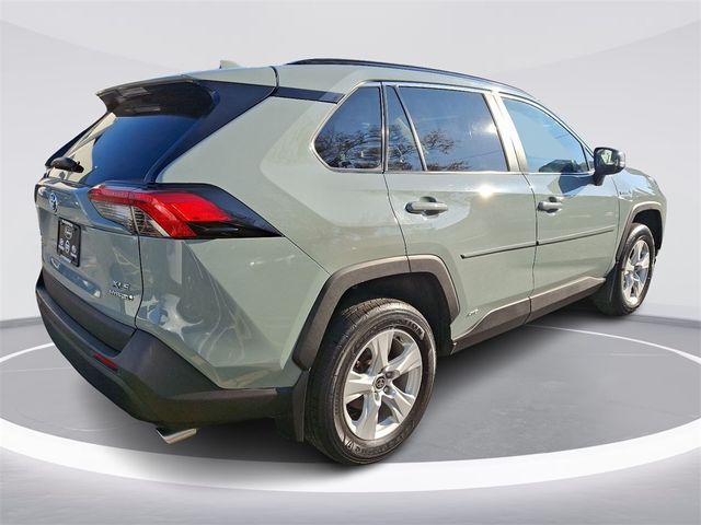 2021 Toyota RAV4 Hybrid XLE