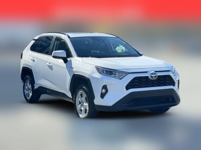 2021 Toyota RAV4 Hybrid XLE