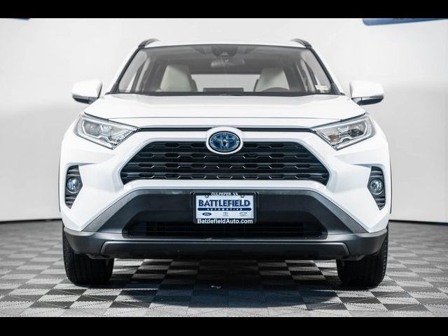 2021 Toyota RAV4 Hybrid XLE