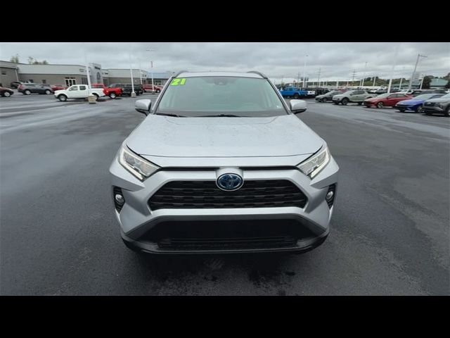 2021 Toyota RAV4 Hybrid XLE