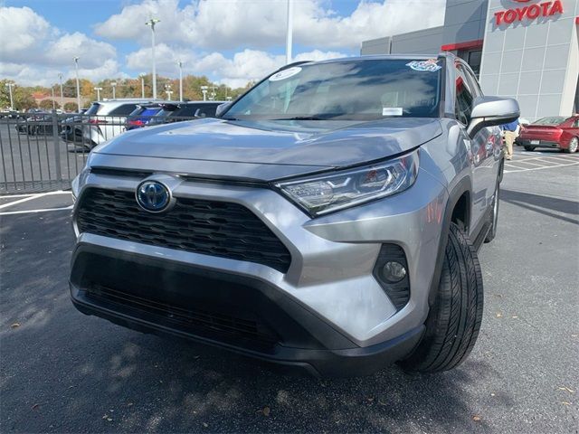 2021 Toyota RAV4 Hybrid XLE