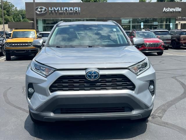 2021 Toyota RAV4 Hybrid XLE