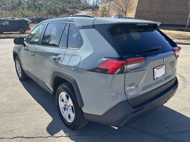 2021 Toyota RAV4 Hybrid XLE