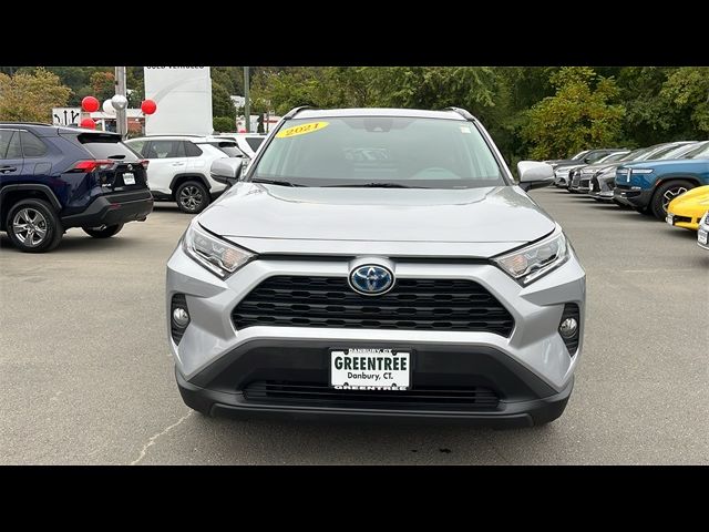 2021 Toyota RAV4 Hybrid XLE