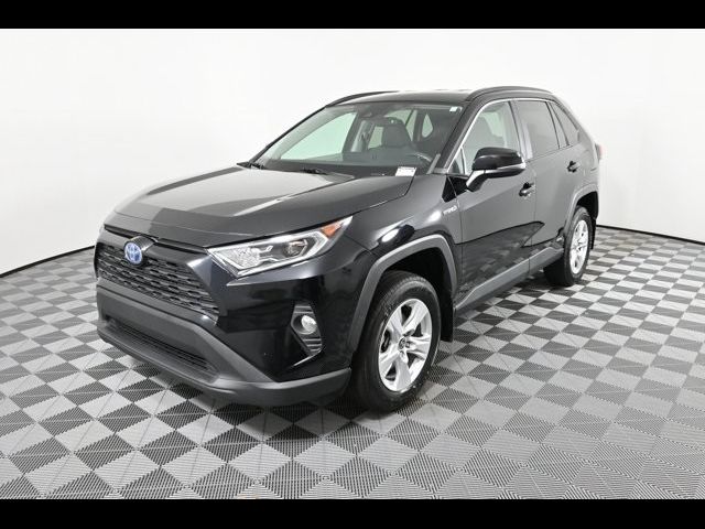 2021 Toyota RAV4 Hybrid XLE