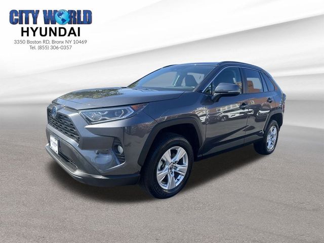 2021 Toyota RAV4 Hybrid XLE