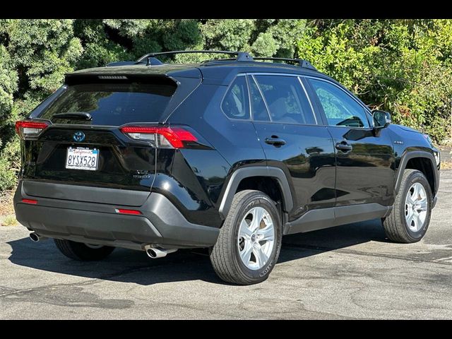 2021 Toyota RAV4 Hybrid XLE