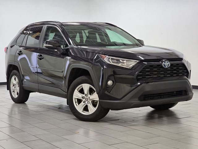 2021 Toyota RAV4 Hybrid XLE