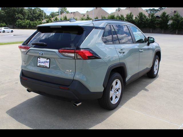 2021 Toyota RAV4 Hybrid XLE