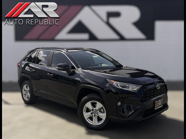 2021 Toyota RAV4 Hybrid XLE