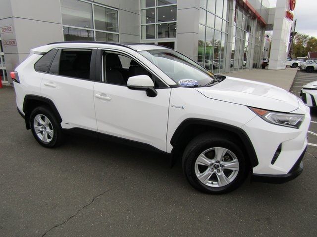 2021 Toyota RAV4 Hybrid XLE