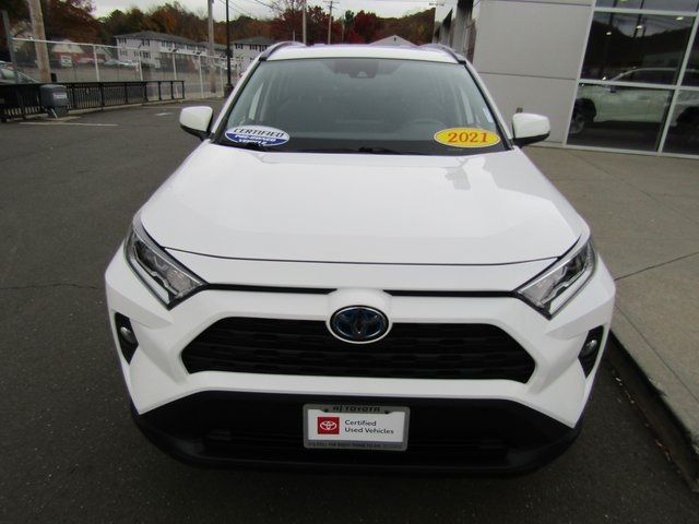 2021 Toyota RAV4 Hybrid XLE