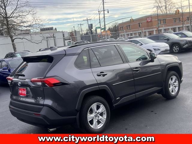 2021 Toyota RAV4 Hybrid XLE