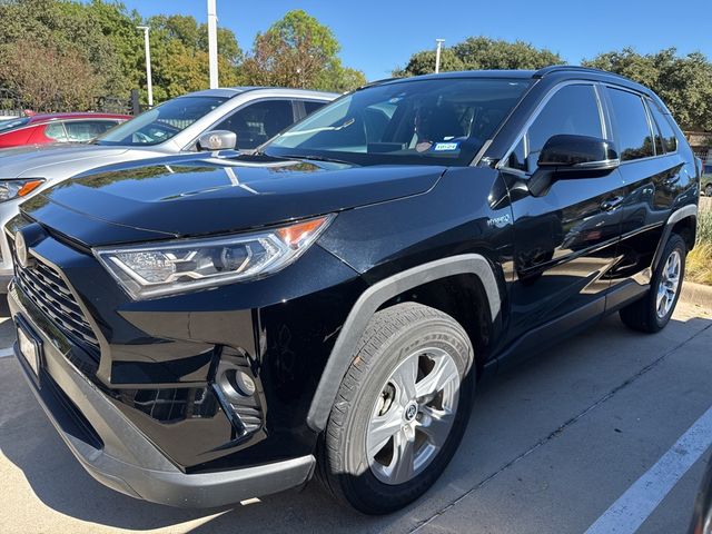 2021 Toyota RAV4 Hybrid XLE