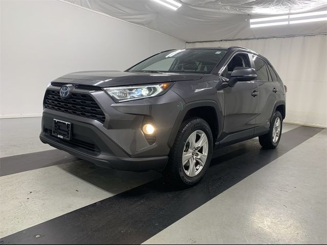 2021 Toyota RAV4 Hybrid XLE