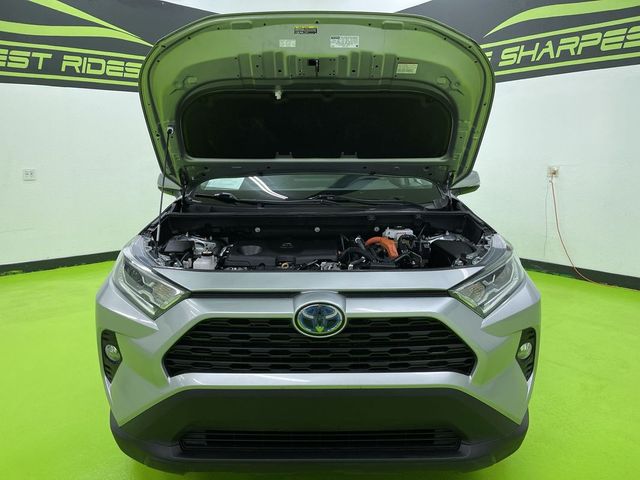 2021 Toyota RAV4 Hybrid XLE