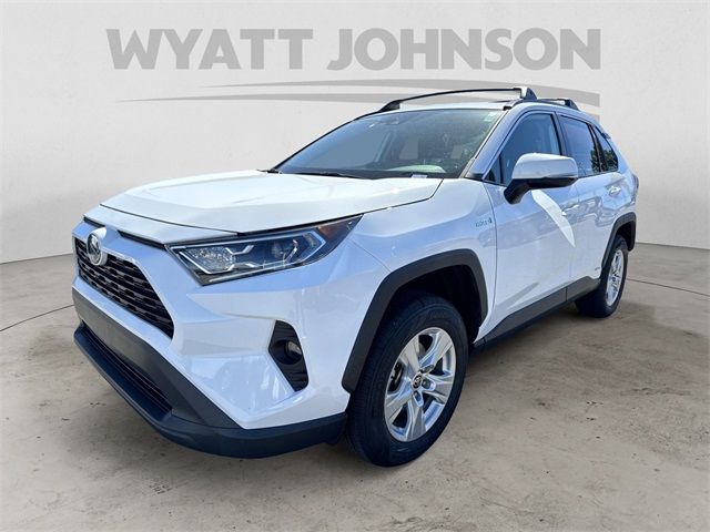 2021 Toyota RAV4 Hybrid XLE