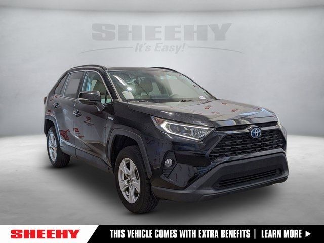 2021 Toyota RAV4 Hybrid XLE