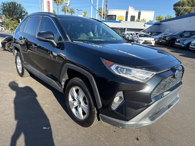 2021 Toyota RAV4 Hybrid XLE