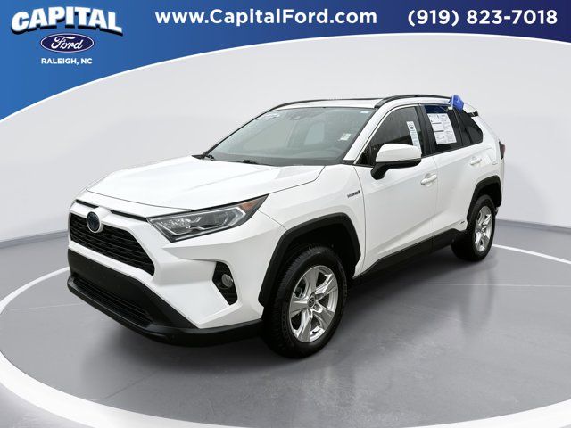 2021 Toyota RAV4 Hybrid XLE