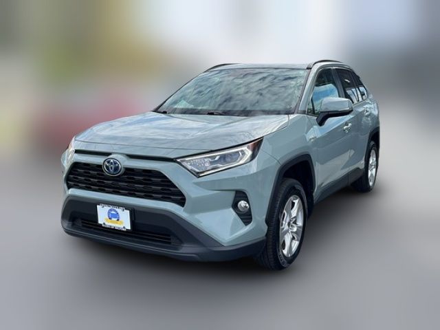 2021 Toyota RAV4 Hybrid XLE