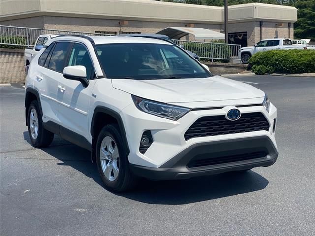 2021 Toyota RAV4 Hybrid XLE