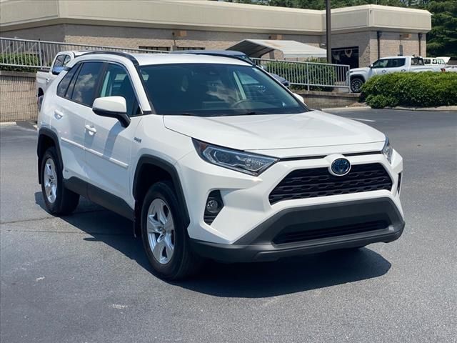 2021 Toyota RAV4 Hybrid XLE