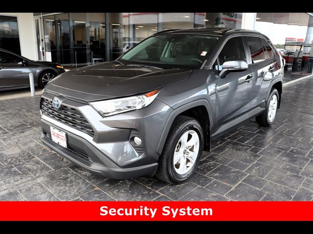 2021 Toyota RAV4 Hybrid XLE