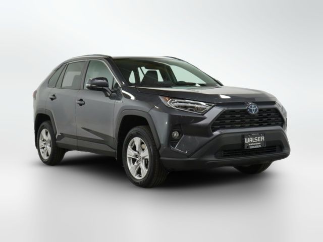 2021 Toyota RAV4 Hybrid XLE