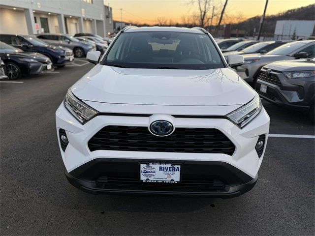 2021 Toyota RAV4 Hybrid XLE