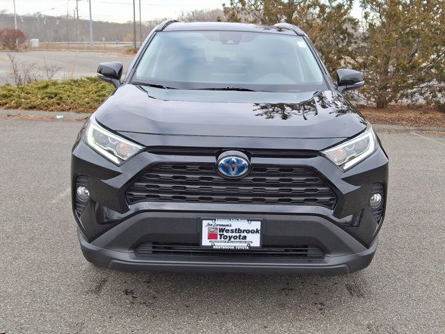 2021 Toyota RAV4 Hybrid XLE