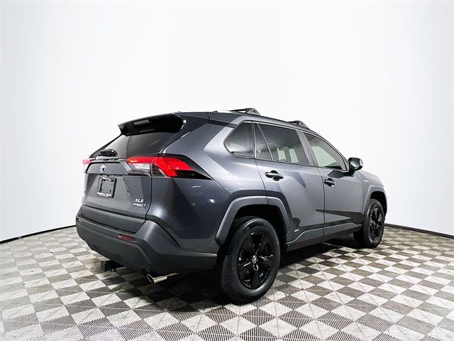 2021 Toyota RAV4 Hybrid XLE