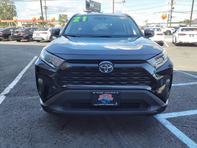 2021 Toyota RAV4 Hybrid XLE