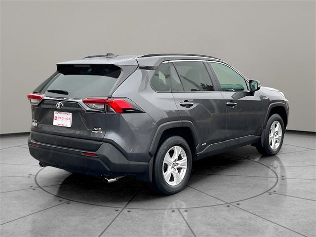 2021 Toyota RAV4 Hybrid XLE