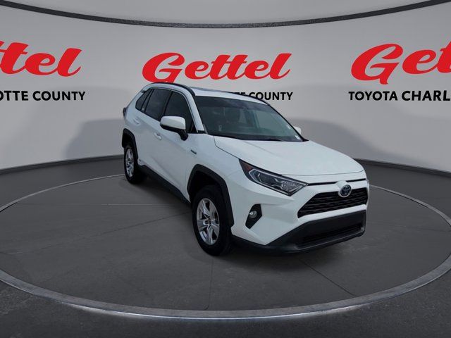 2021 Toyota RAV4 Hybrid XLE