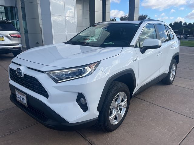 2021 Toyota RAV4 Hybrid XLE