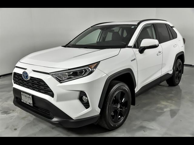 2021 Toyota RAV4 Hybrid XLE