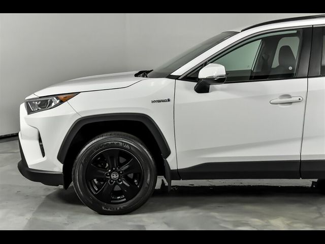 2021 Toyota RAV4 Hybrid XLE