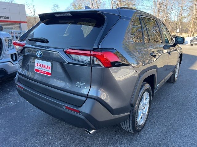 2021 Toyota RAV4 Hybrid XLE