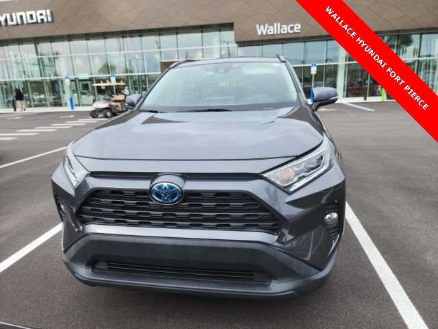 2021 Toyota RAV4 Hybrid XLE