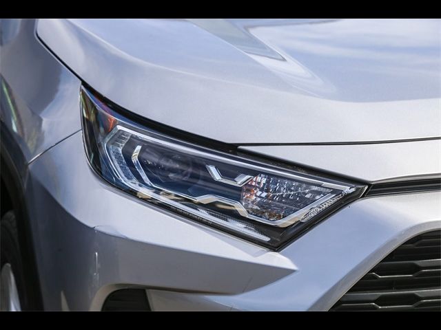 2021 Toyota RAV4 Hybrid XLE